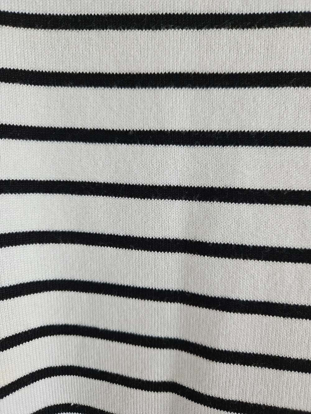 NWOT Marled Striped Sweater With Sequin 'Apres Ski' Graphic - Picture 6 of 9
